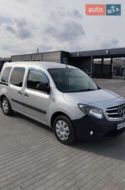 Вантажний фургон Mercedes-Benz Citan 2014 в Рованцях