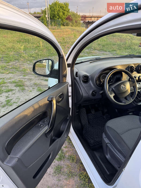 Мінівен Mercedes-Benz Citan 2015 в Києві фото 18 Мінівен Mercedes-Benz Citan 2015 в Києві