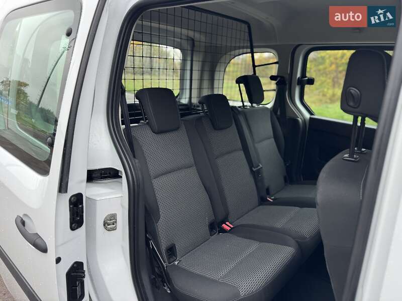 Мінівен Mercedes-Benz Citan 2016 в Дубні