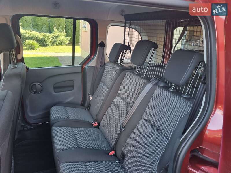 Минивэн Mercedes-Benz Citan 2016 в Коломые фото 35 Минивэн Mercedes-Benz Citan 2016 в Коломые