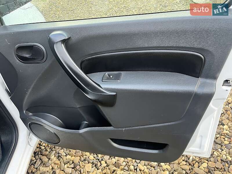 Грузовой фургон Mercedes-Benz Citan 2015 в Верховине