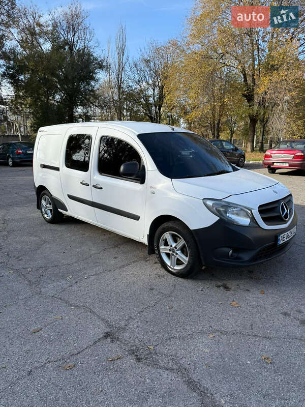 Грузовой фургон Mercedes-Benz Citan 2015 в Запорожье фото 3 Грузовой фургон Mercedes-Benz Citan 2015 в Запорожье