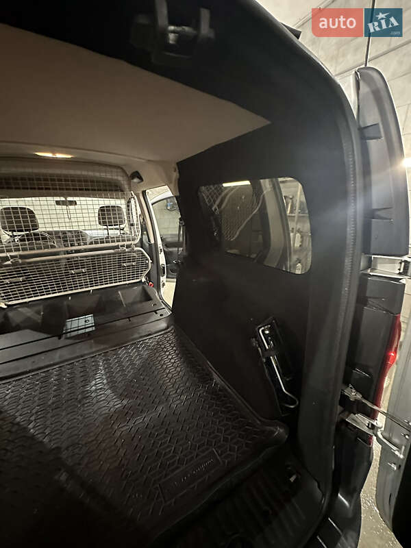 Минивэн Mercedes-Benz Citan 2013 в Днепре фото 24 Минивэн Mercedes-Benz Citan 2013 в Днепре