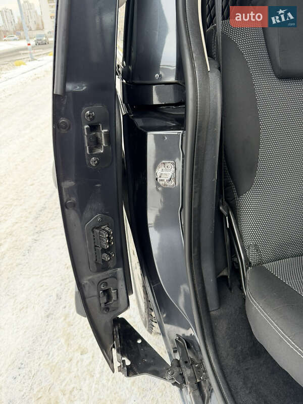 Минивэн Mercedes-Benz Citan 2013 в Киеве фото 10 Минивэн Mercedes-Benz Citan 2013 в Киеве