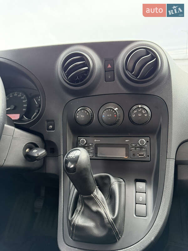 Минивэн Mercedes-Benz Citan 2013 в Киеве фото 48 Минивэн Mercedes-Benz Citan 2013 в Киеве