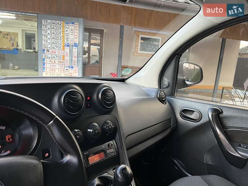Мінівен Mercedes-Benz Citan 2016 в Дубні фото 15 Мінівен Mercedes-Benz Citan 2016 в Дубні
