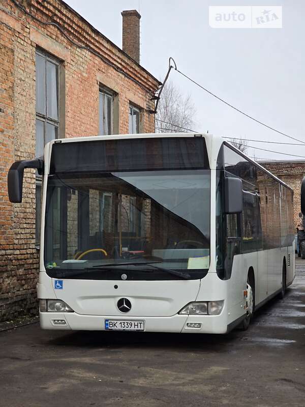 Городской автобус Mercedes-Benz Citaro 2010 в Ровно