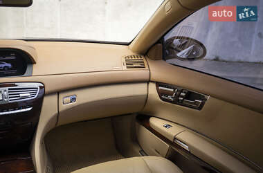 Купе Mercedes-Benz CL-Class 2008 в 