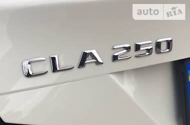 Седан Mercedes-Benz CLA-Class 2015 в Львові
