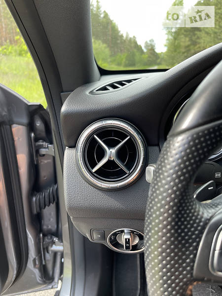 Седан Mercedes-Benz CLA-Class 2015 в Києві