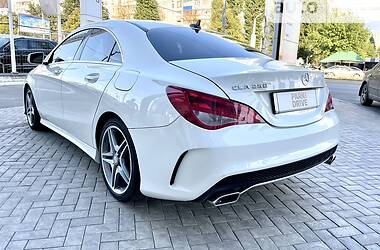 Седан Mercedes-Benz CLA-Class 2013 в Харькове