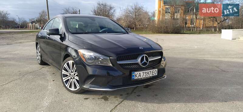 Седан Mercedes-Benz CLA-Class 2018 в 