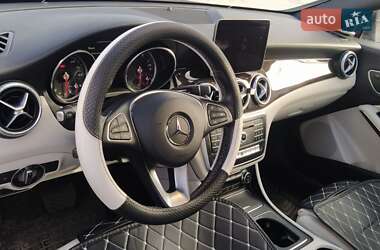 Седан Mercedes-Benz CLA-Class 2018 в 