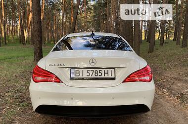 Седан Mercedes-Benz CLA-Class 2013 в Полтаві