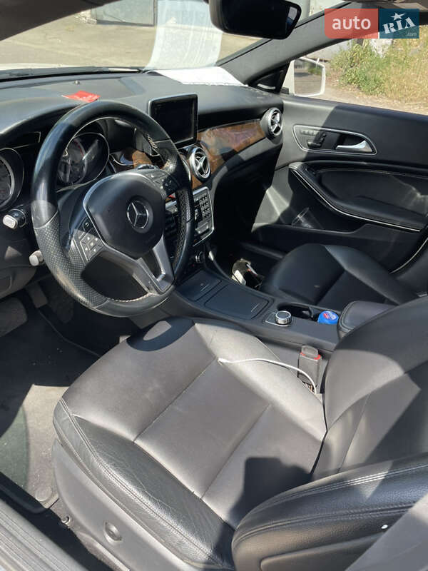 Седан Mercedes-Benz CLA-Class 2014 в Александрие