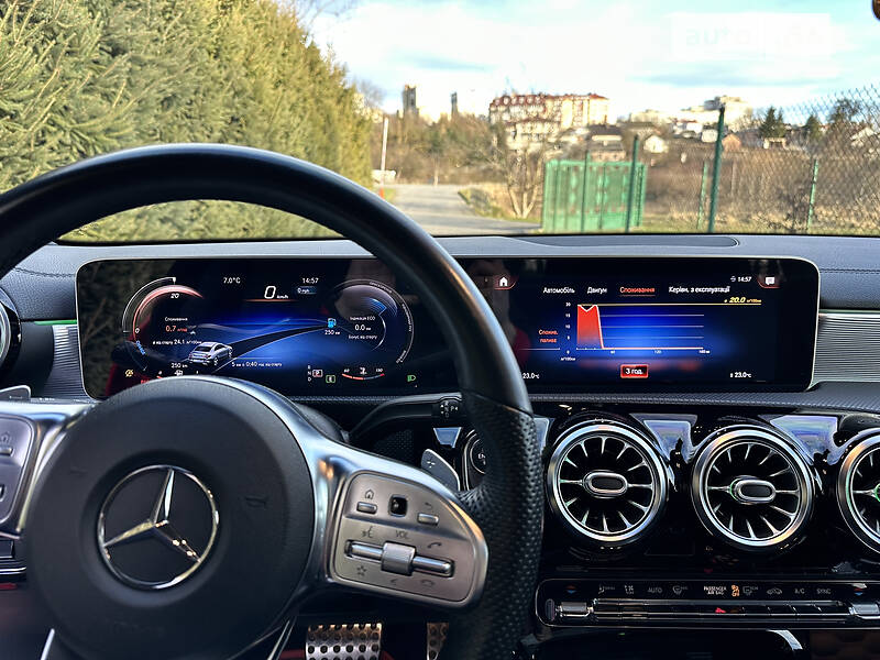 Седан Mercedes-Benz CLA-Class 2019 в Львове