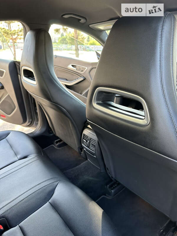 Седан Mercedes-Benz CLA-Class 2015 в Николаеве