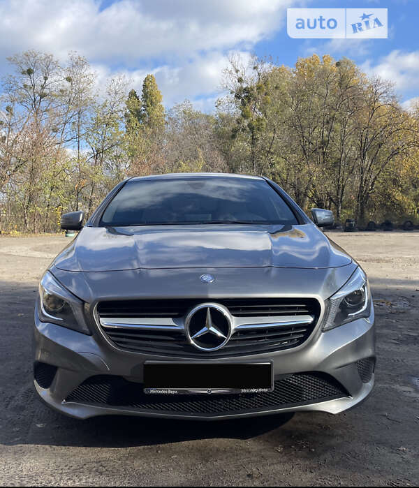 Седан Mercedes-Benz CLA-Class 2015 в Киеве