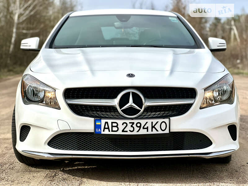 Седан Mercedes-Benz CLA-Class 2018 в Киеве