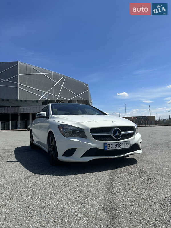 Седан Mercedes-Benz CLA-Class 2015 в Львове