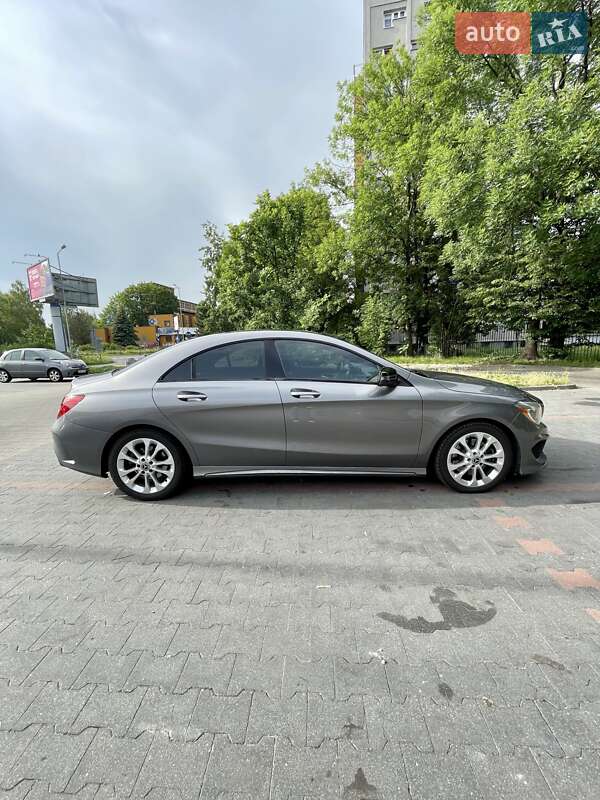 Седан Mercedes-Benz CLA-Class 2014 в Львове