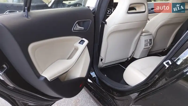Mercedes-Benz CLA Class 2015 VIN WDDSJ4EB2GN338977 фото оголошення 17 з 68