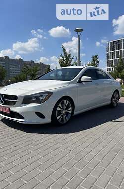 Седан Mercedes-Benz CLA-Class 2017 в Львові