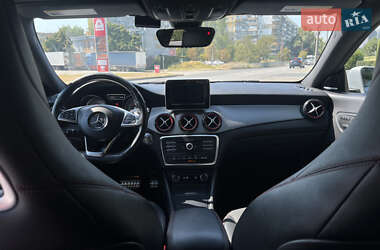 Седан Mercedes-Benz CLA-Class 2015 в 