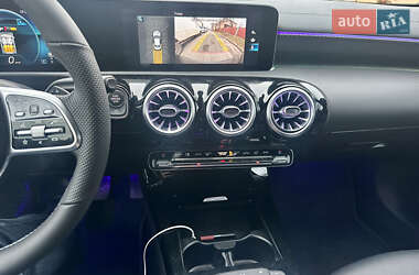 Седан Mercedes-Benz CLA-Class 2020 в 