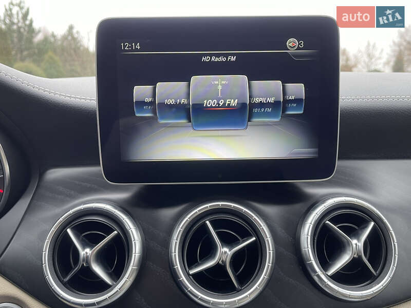 Седан Mercedes-Benz CLA-Class 2018 в Луцке