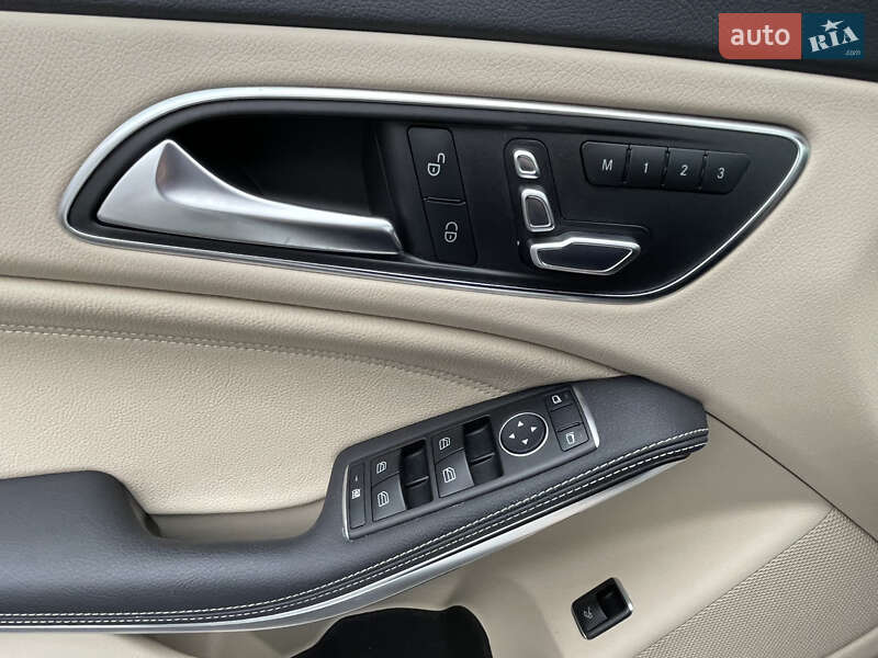 Седан Mercedes-Benz CLA-Class 2018 в Луцке
