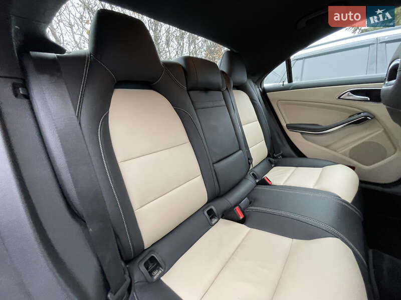 Седан Mercedes-Benz CLA-Class 2018 в Луцке