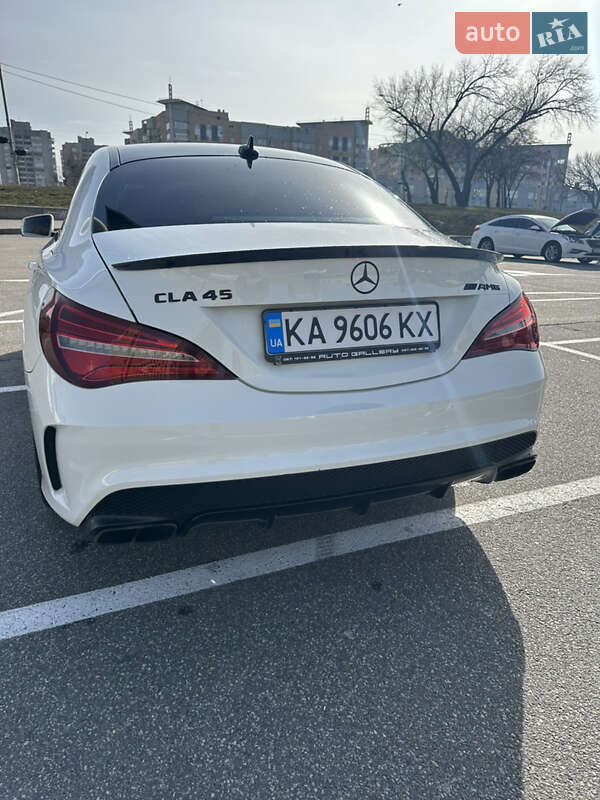 Седан Mercedes-Benz CLA-Class 2015 в 