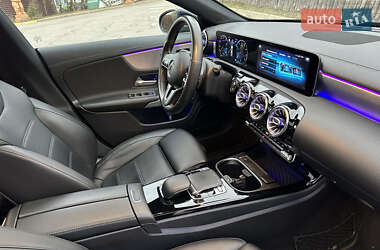 Седан Mercedes-Benz CLA-Class 2020 в 