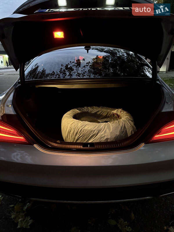 Седан Mercedes-Benz CLA-Class 2018 в Днепре