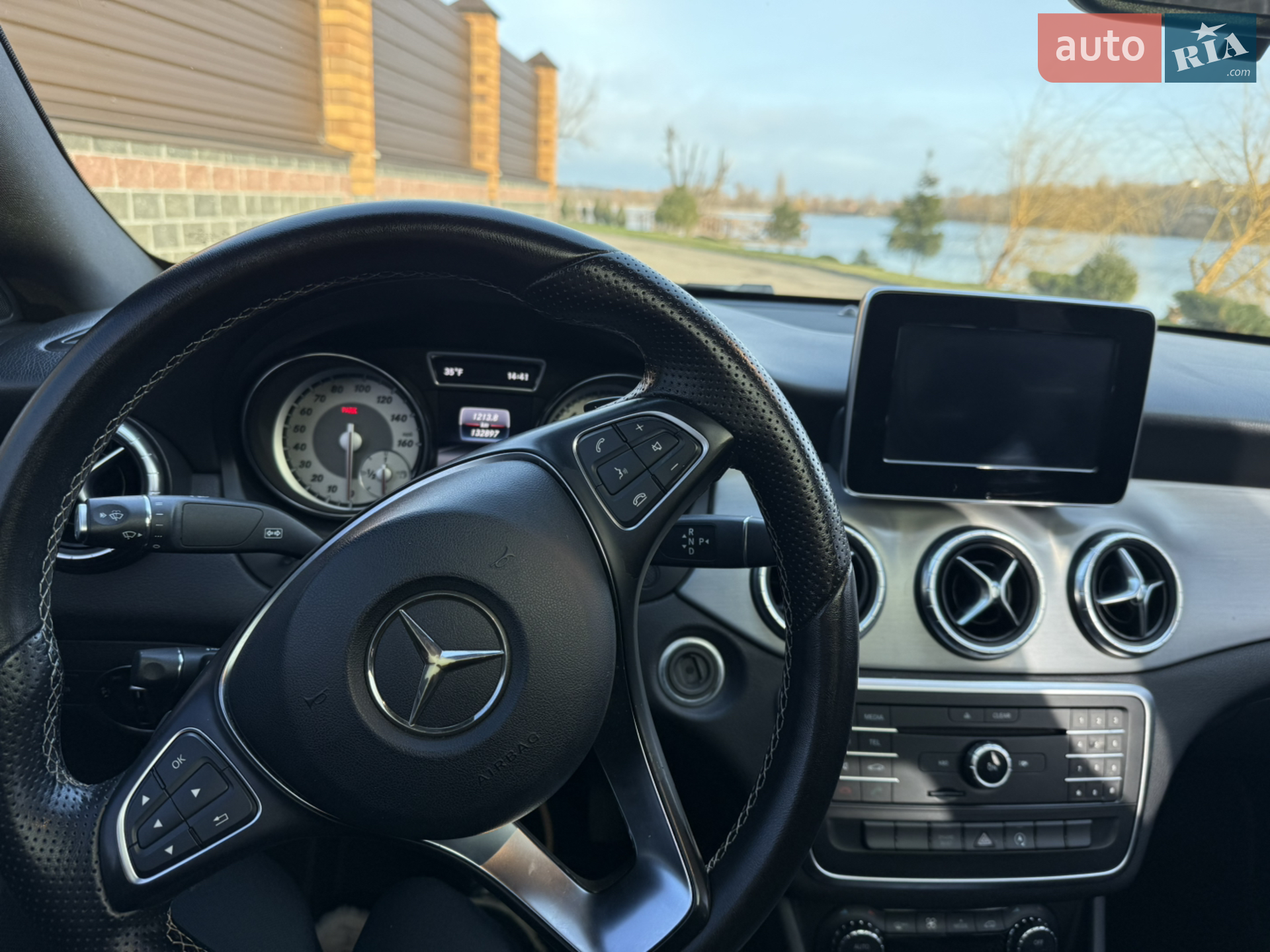 2016 Mercedes-Benz CLA-klasse - мініатюра 33