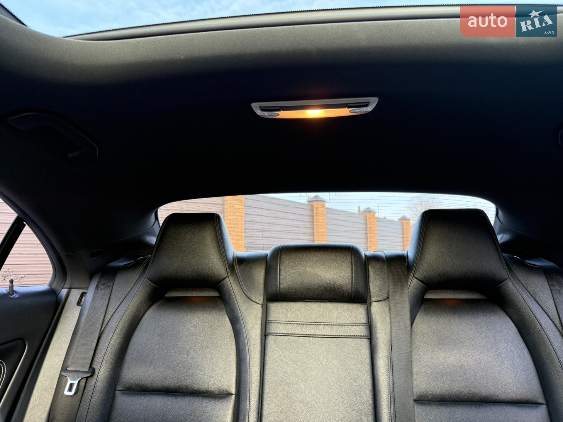 2016 Mercedes-Benz CLA-klasse - мініатюра 36