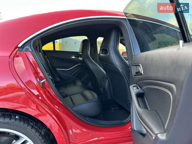 Седан Mercedes-Benz CLA-Class 2014 в Запоріжжі