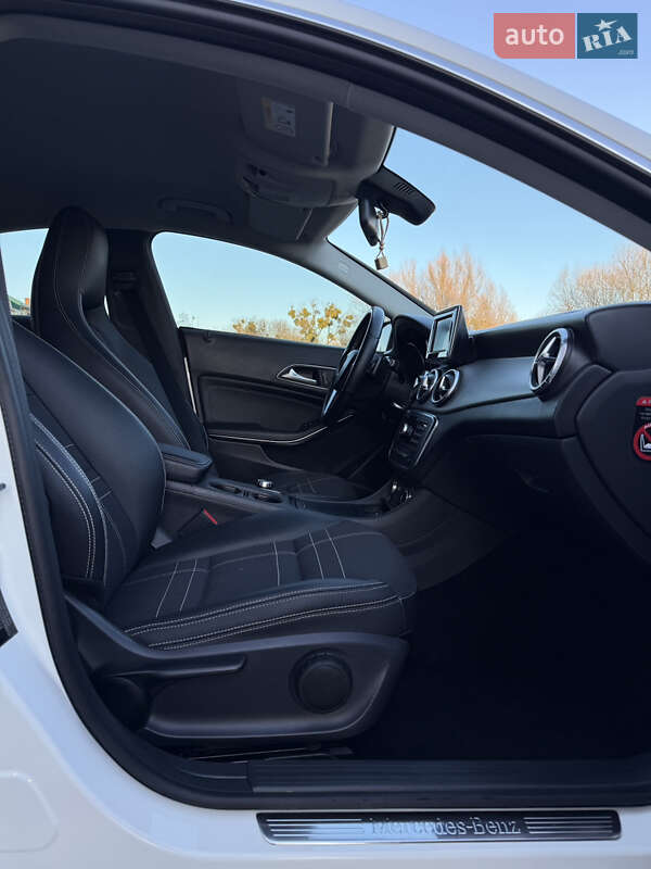 Седан Mercedes-Benz CLA-Class 2013 в Луцке