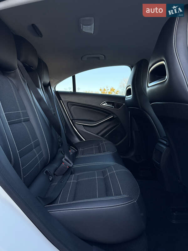 Седан Mercedes-Benz CLA-Class 2013 в Луцке