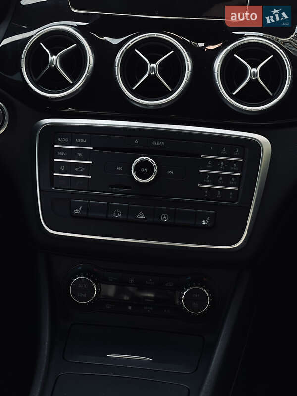 Седан Mercedes-Benz CLA-Class 2015 в Житомире