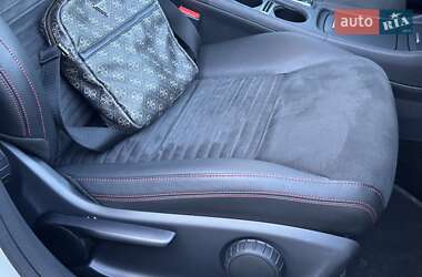 Седан Mercedes-Benz CLA-Class 2015 в 