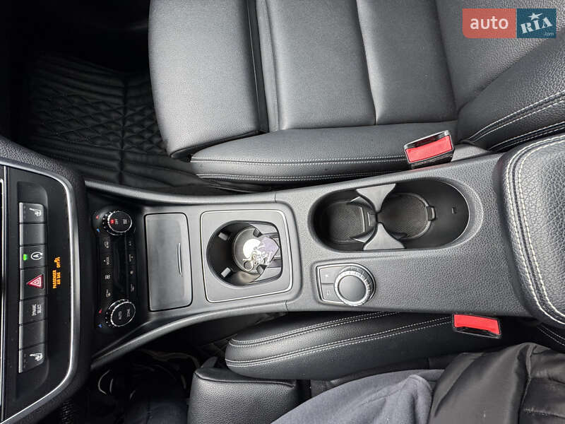 Седан Mercedes-Benz CLA-Class 2016 в Житомире