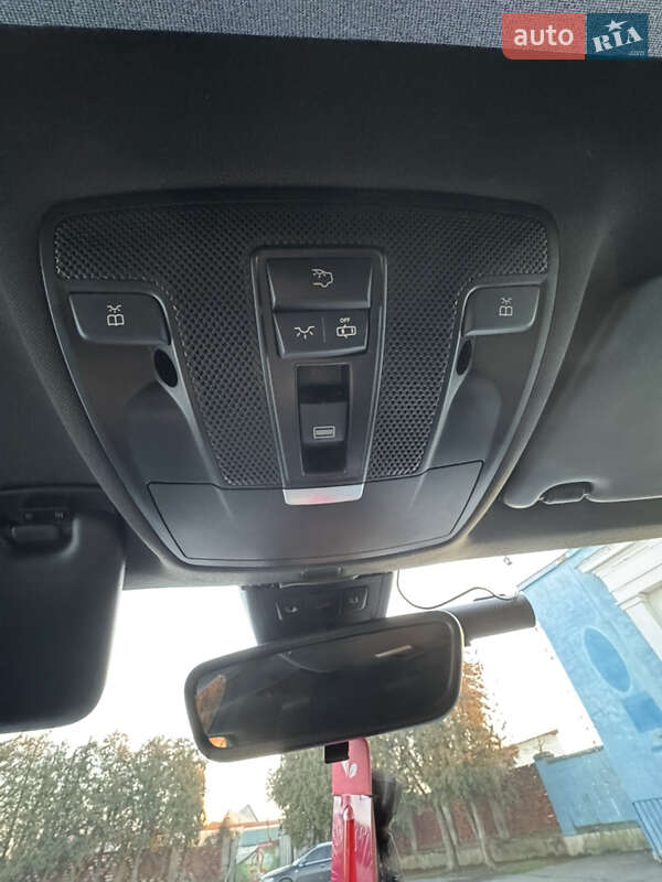 Седан Mercedes-Benz CLA-Class 2015 в Ужгороді