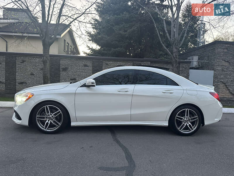 Седан Mercedes-Benz CLA-Class 2017 в Дніпрі