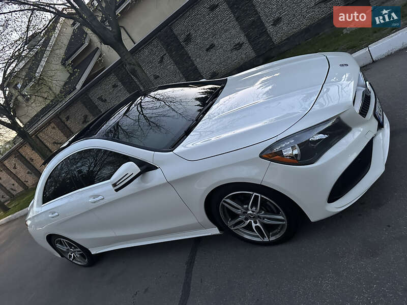 Седан Mercedes-Benz CLA-Class 2017 в Дніпрі