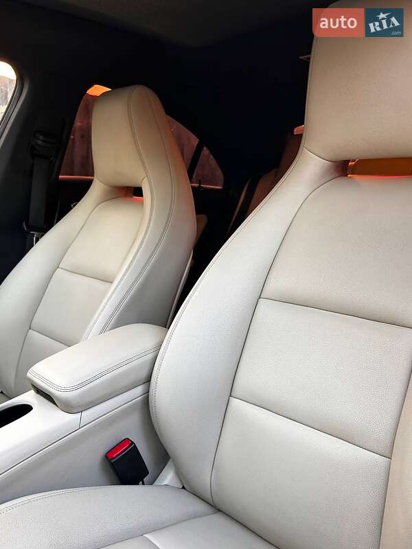 Седан Mercedes-Benz CLA-Class 2018 в Харькове