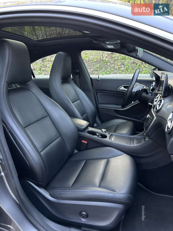 Седан Mercedes-Benz CLA-Class 2015 в Киеве