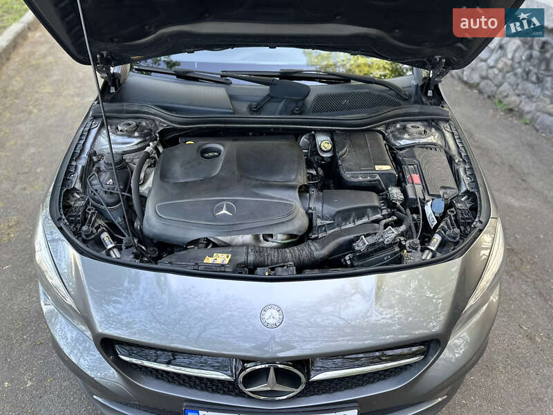 Седан Mercedes-Benz CLA-Class 2015 в Киеве
