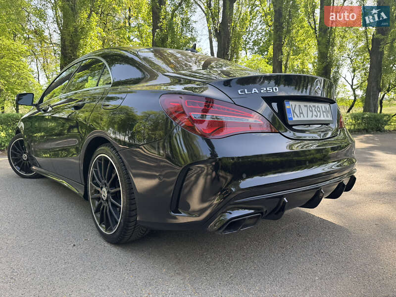 Седан Mercedes-Benz CLA-Class 2018 в Киеве